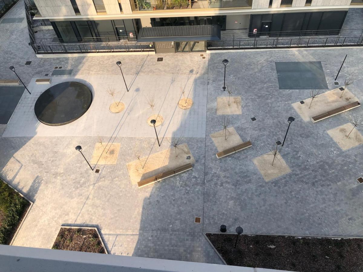 Loft With Terrace In Uptown Milan Near Rho Fiera Apartment Pero Exterior photo